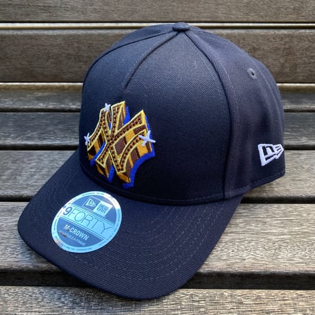 USA限定 NEWERA ニューエラ 9Forty M-Crown Aフレーム NY Yankees ヤンキース EMBLEM スナップバックキャップ (940-249)