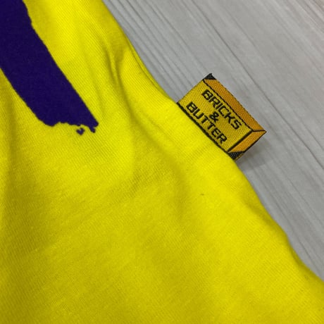 米国ブランド Bricks & Butter ブリックス＆バター 半袖 Mamba グラフィック Tシャツ 黄色