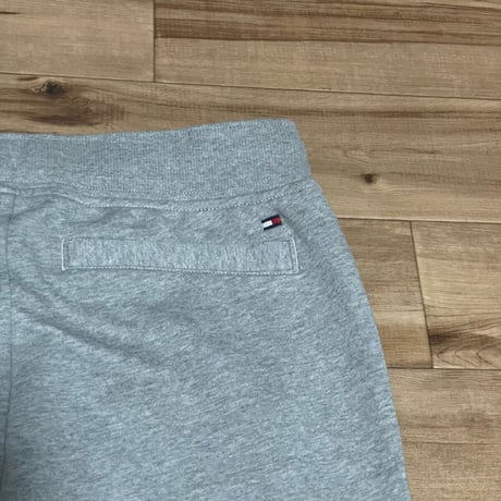 TOMMY HILFIGER USA トミーヒルフィガー Essentials Icon Jogger スウェットパンツ グレー