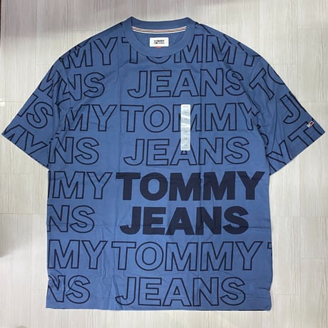 USAモデル TOMMY HILFIGER  TJ総柄 オールオーバーロゴ Tシャツ メリディアンレイク (R4F-25)