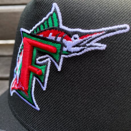 海外限定 Newera ニューエラ 9Forty Aフレーム Marlins フロリダ マーリンズ 25th ワールドシリーズ キャップ (940-189)