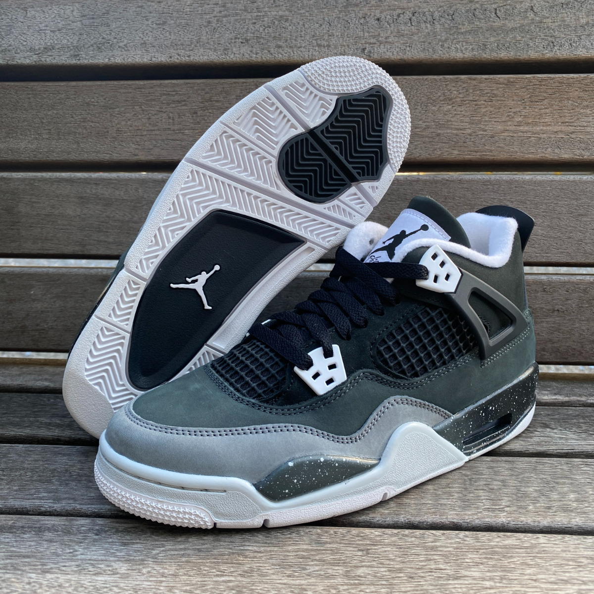 NIKE ナイキ AIR JORDAN4 RETRO エアジョーダン4 レトロ FEAR PA