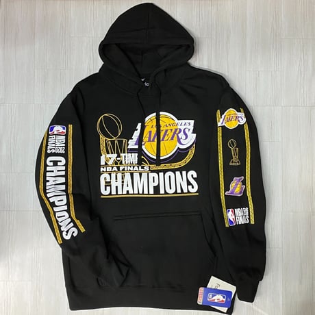 限定 LA Lakers レイカーズ NBA 2020ファイナル チャンピオン記念モデル 17Time パーカー