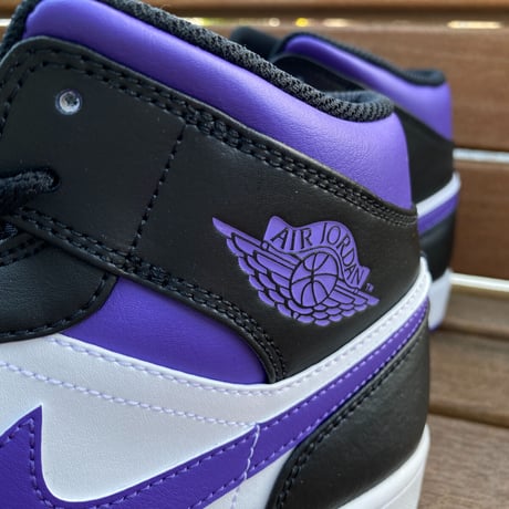 NIKE ナイキ AIR JORDAN1 MID エアジョーダン1 LILAS リラ 黒 白 紫 NBA (AJ58)
