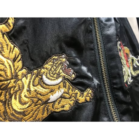 リバーシブル 横須賀発祥 スカジャン 横須賀ジャンパー SUKAJAN タイガー&ドラゴン 虎龍 黒