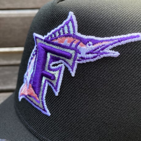 海外限定 Newera ニューエラ 9Forty Aフレーム Marlins フロリダ マーリンズ 100th ワールドシリーズ キャップ (940-191)