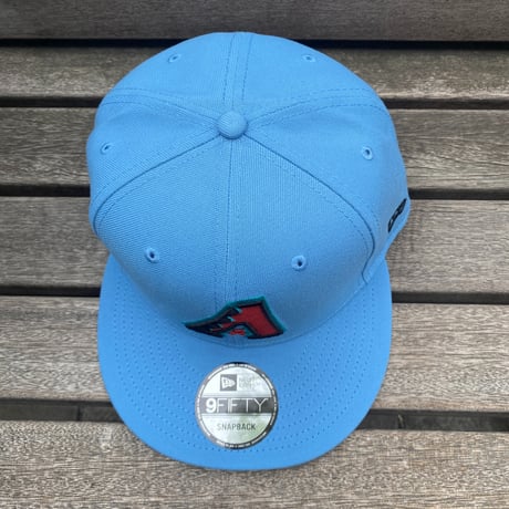 USA仕様 9FIFTY ニューエラ MLB ダイヤモンドバックス Diamondbacks スナップバックキャップ Essentials Sky Blue (950-204)