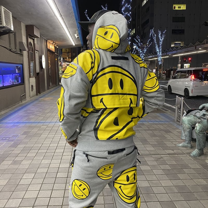 チャイナタウンマーケット×コンバース 　セットアップ　M XL スマイリー USA正規品 CHINATOWN MARKET コンバース 限定コラボ Smiley