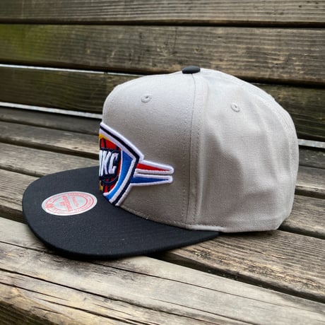 Mitchell&Ness OKC オクラホマシティ Thunder サンダー スナップバックキャップ NBA 2トーン