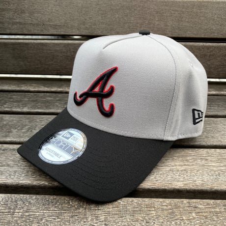 海外限定 Newera ニューエラ 9Forty Aフレーム ATL Braves アトランタ ブレーブス 30th Season In (940-230)