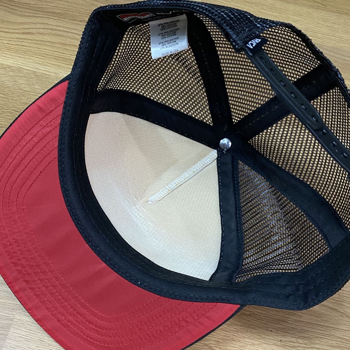 米国製 限定コレクション BIRDWELL RVCA トラッカーキャップ