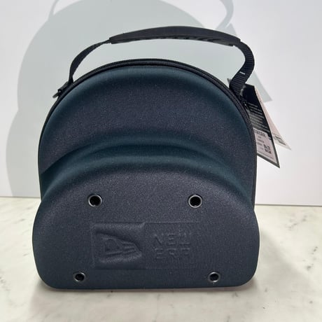 米国仕様 NEWERA ニューエラ コンパクトで実用性の高いキャップキャリアー Cap Carriers 黒 2 piece