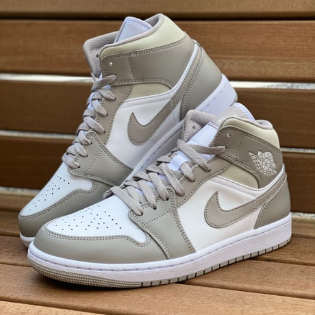 洗礼された配色！ NIKE ナイキ AIR JORDAN1 エアジョーダン1 MID C.GREY (AJ28)