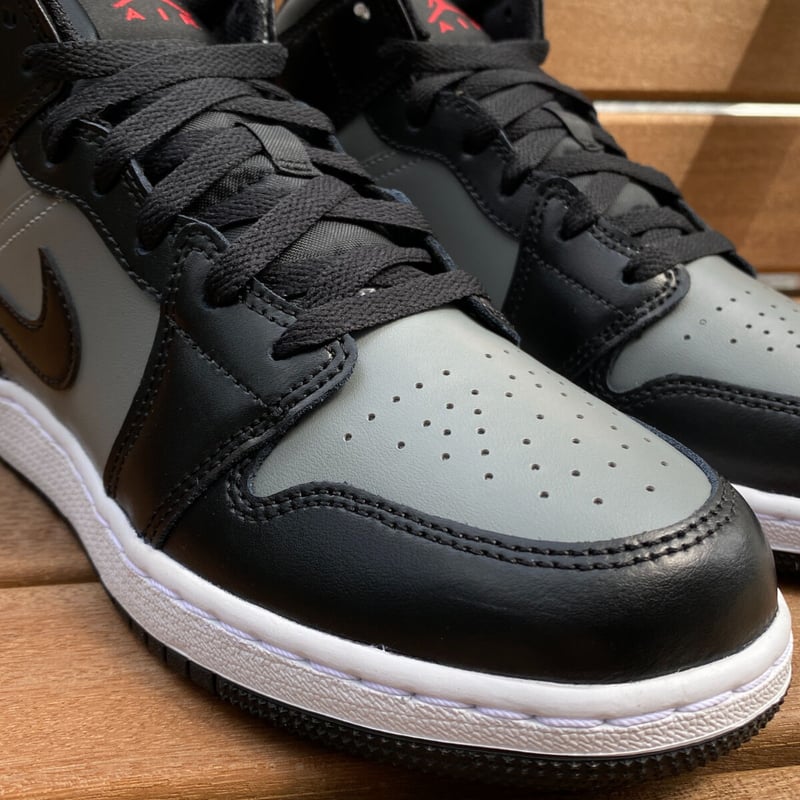 NIKE ナイキ AIR JORDAN1 MID エアジョーダン1 ミッドカット