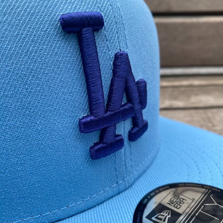USA仕様 9FIFTY ニューエラ MLB ロサンゼルス ドジャース LA Dodgers スナップバックキャップ Essentials Sky Blue (950-203)