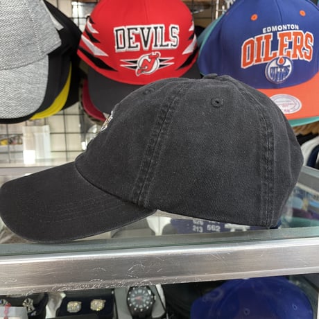 Adidas アディダス NHL ピッツバーグ ペンギンズ 黒 ストラップバックキャップ アイスホッケー