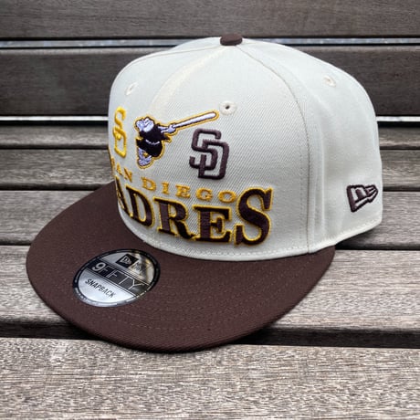 USA限定 9FIFTY ニューエラ MLB サンディエゴ パドレス Padres スナップバックキャップ ARCHIVE (950-242)