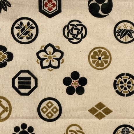 日本製 和柄 バンダナ 総柄 戦国 家紋文様 Japanese Crest 大判サイズ 綿100% 生成り (BNDN41)