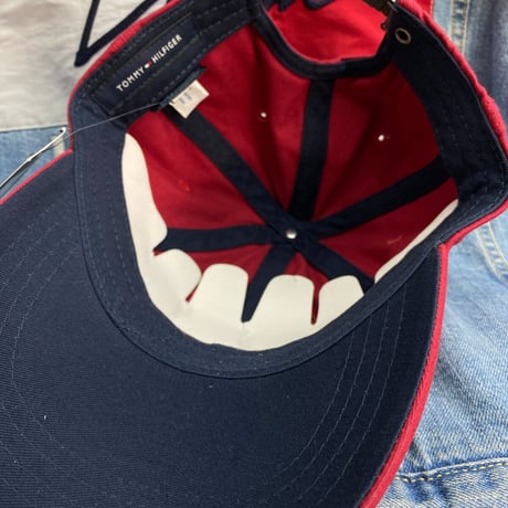 トミーヒルフィガー TOMMY HILFIGER レザーストラップバック キャップ バーガンディ クラシックロゴ