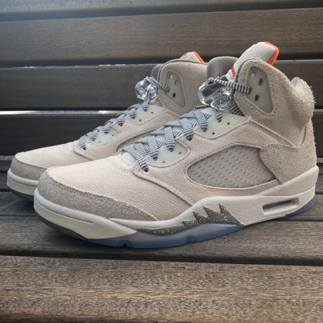 NIKE ナイキ AIR JORDAN5 RETRO SE エアジョーダン5 レトロ スウェード L.W.Brown (AJ108)