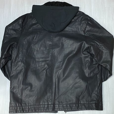 PELLA BELA フード付き エコレザージャケット ファーインナー 黒 2Way フード取り外し可