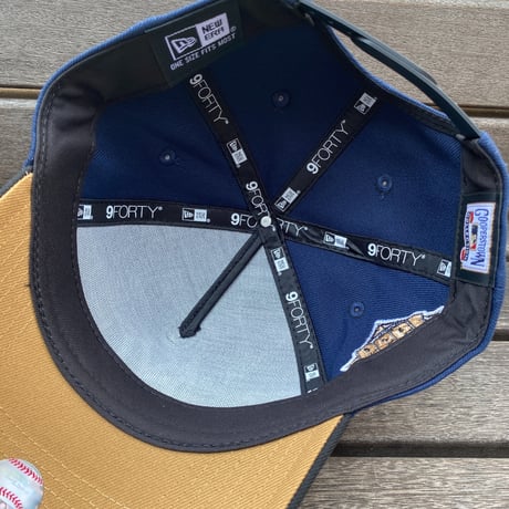 海外限定 Newera ニューエラ 9Forty Aフレーム NY Yankees ヤンキース 1999WS スナップバックキャップ (940-204)