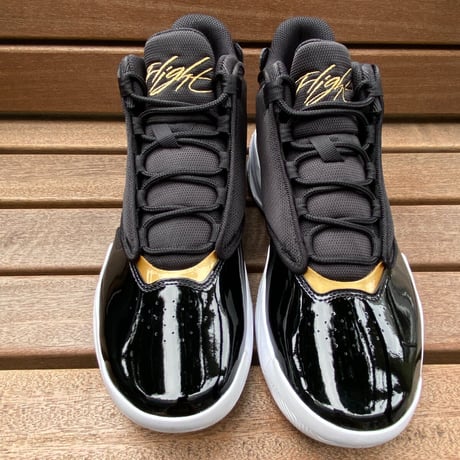 NIKE ナイキ JORDAN BRAND ジョーダン MAX AURA4 マックスオーラ4 黒 ゴールド (AJ67)