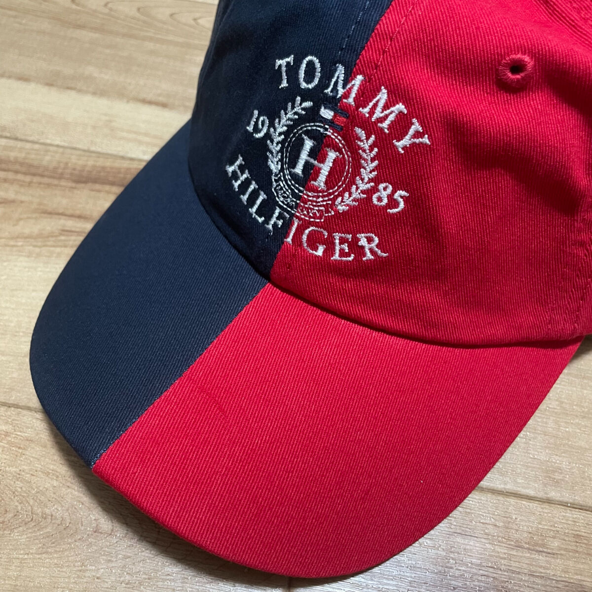 トミーヒルフィガー TOMMY HILFIGER ストラップバック キャップ バイ  