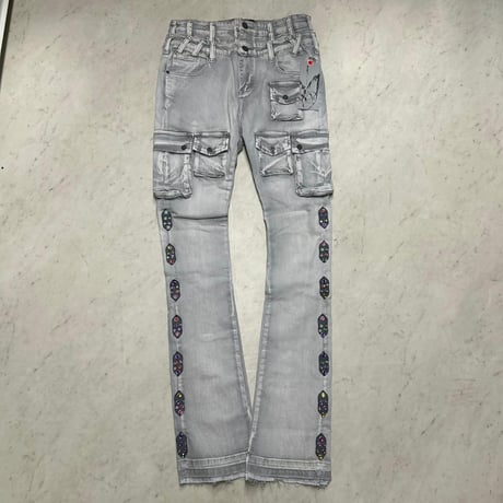 米国シカゴ発 Gunzinii ガンジーニ Jeweled Cargo Stacked Jeans ジュエル カーゴ スタックドデニム (JNS134)