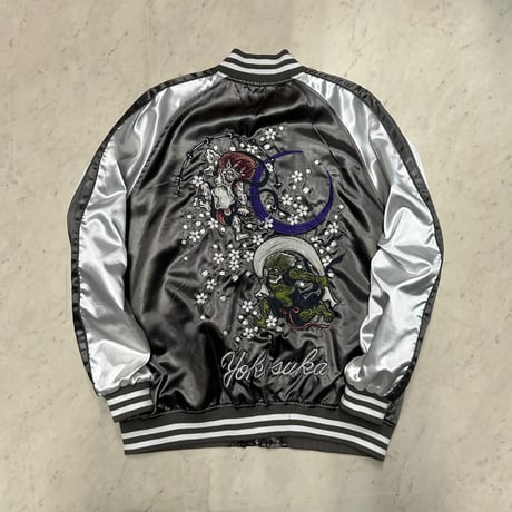 横須賀発祥 スカジャン Yokosuka刺繍入り SUKAJAN 風神雷神 RAIJIN サテン地 ガンメタ (SKJ63)