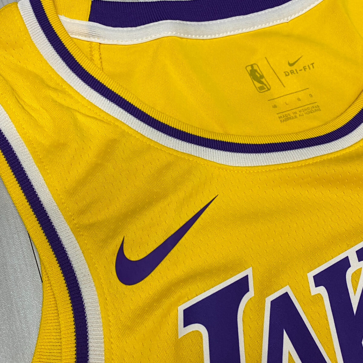 米国規格 NIKE ナイキ Lakers レイカーズ 23 レブロンジェームズ 