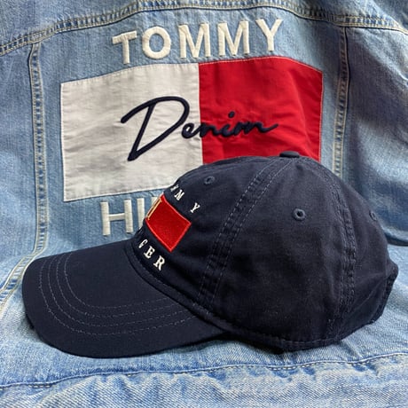 トミーヒルフィガー TommyHilfiger 紺 ストラップバック キャップ 帽子 ローキャップ 刺繍 ビッグフラッグロゴ FLAG サイズ調節可