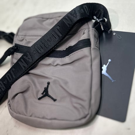 NIKE ナイキ Jordan Airborne Crossbody Festival Bag ジョーダン クロスボディ フェスティバルバッグ (NKBG12)