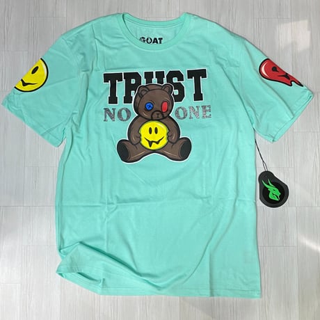 USAブランド GOAT Solo ゴートソロ TRUST NO ONE ベア 半袖 Tシャツ ミント　(GT3)
