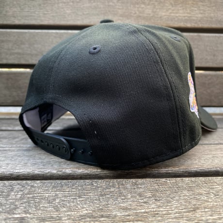 海外限定 Newera ニューエラ 9Forty Aフレーム Diamondbacks ダイヤモンドバックス 2001 ワールドシリーズ キャップ (940-166)