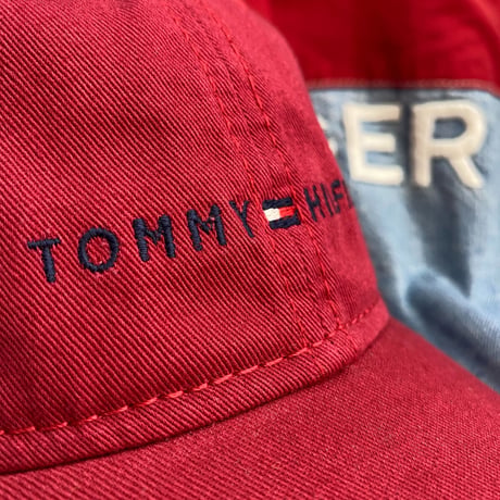 トミーヒルフィガー TOMMY HILFIGER レザーストラップバック キャップ バーガンディ クラシックロゴ