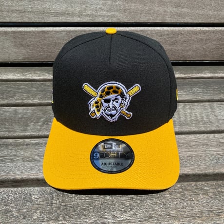 海外限定 Newera ニューエラ 9Forty Aフレーム Pirates ピッツバーグ パイレーツ 1970-2000 キャップ (940-179)