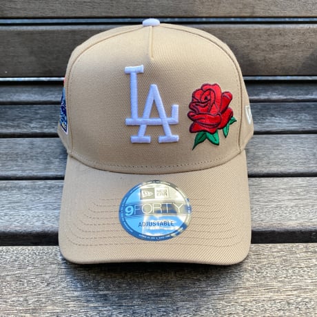 海外限定 Newera ニューエラ 9Forty Aフレーム LA Dodgers ドジャース キャップ バラ RedRose Crest (940-124)