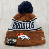 NEWERA USA ニューエラ NFL デンバー ブロンコス Broncos 公式 ポンポン付き ニット帽 (Beanie179)
