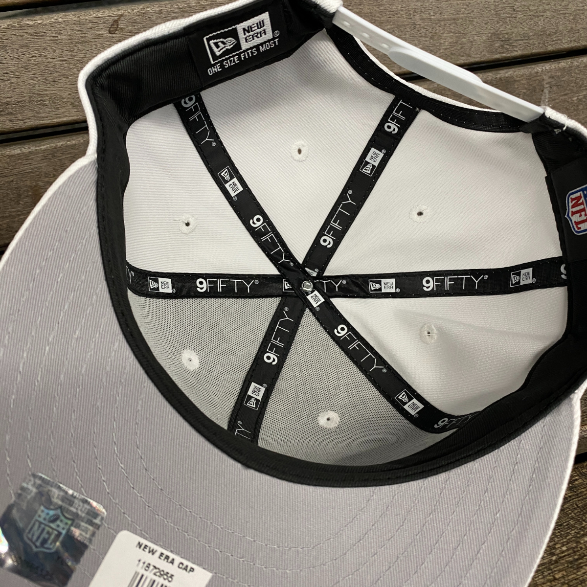 【海外限定】ニューエラ NFLラスベガスレイダース 9FIFTY レトロクラウン 9FIFTY ラスベガス・レイダースシールドロゴ ブラック