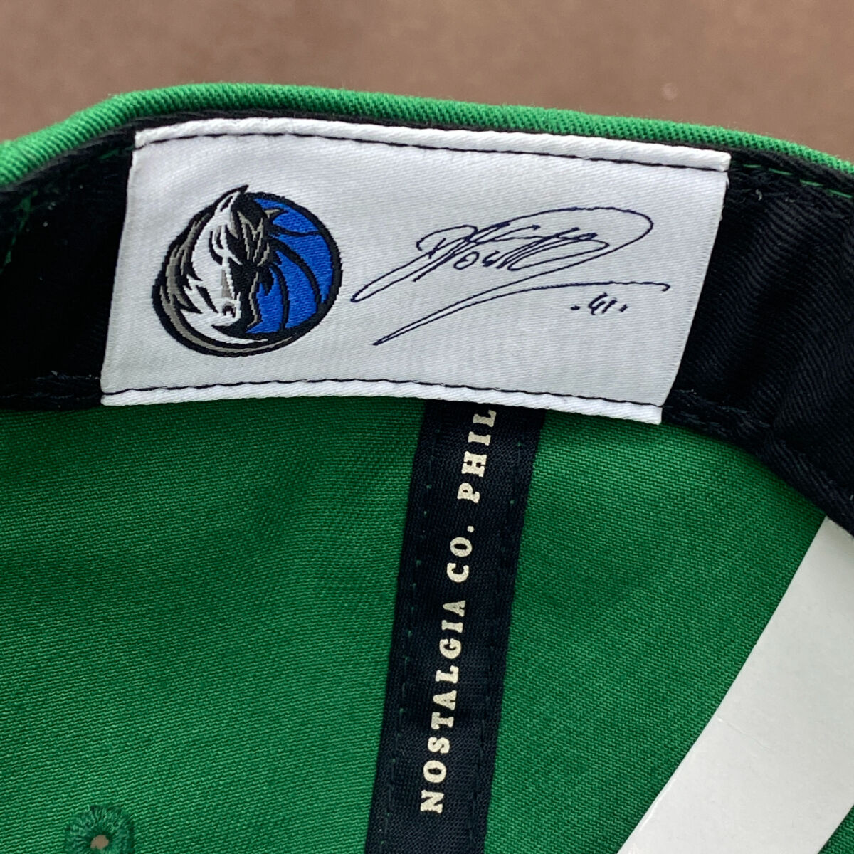 mitchell&ness × 楽し Mavs 41 ノビツキー 上質 ゲームシャツ