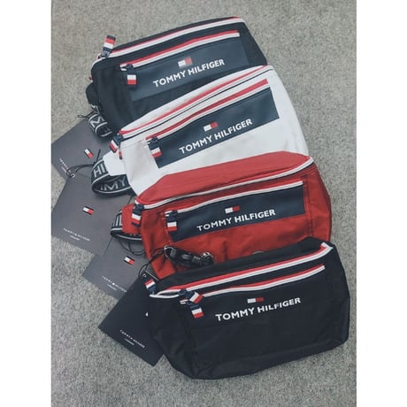 TommyHilfiger USA クロスボディ 斜め掛け ボディバッグ ウェストバッグ 白 citytrek2 ユニセックス