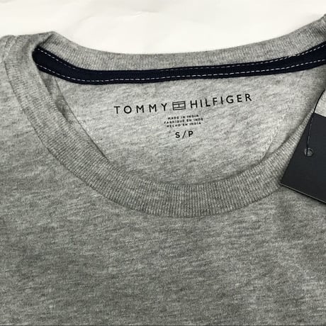 海外限定デザイン TOMMY HILFIGER トミーヒルフィガー  長袖 Tシャツ ロンT グレー トリコロール
