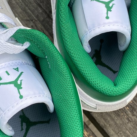 NIKE ナイキ AIR JORDAN1 MID エアジョーダン1 ミッドカット 緑/白/グレー
