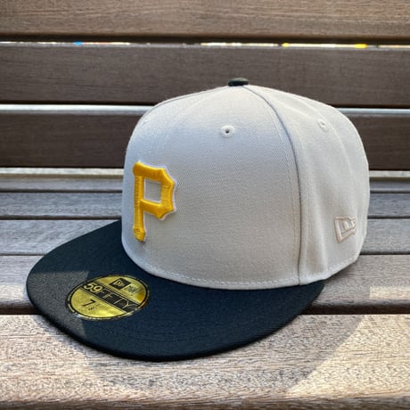 USA限定 59FIFTY ニューエラ Pittsburgh Pirates ピッツバーグ パイレーツ Off-Campus (22-5)