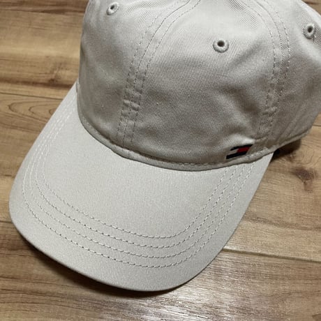 トミーヒルフィガー TOMMY HILFIGER ストラップバック キャップ ベージュ Sフラッグロゴ (2)