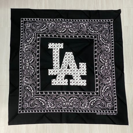 大判バンダナ LA ロサンゼルス モノグラム BIGロゴ ペイズリー Monogram Paisley 黒 (BNDN120)