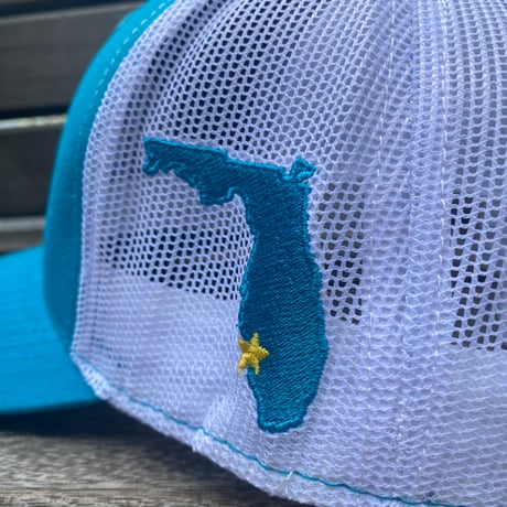 限定ステイトパッチ仕様 Bass Pro Shops バスプロショップス 刺繍ロゴ FT.MYERS, FL メッシュキャップ (Bps47)