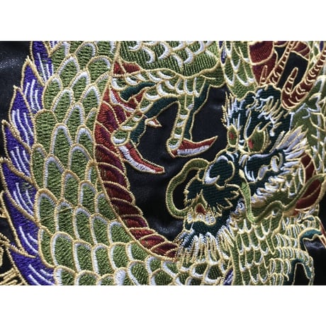 【激安SALE】 横須賀発祥 スカジャン 横須賀ジャンパー SUKAJAN サテン地 刺繍 龍 ドラゴン Dragon 内ポケットあり 黒 ブラック