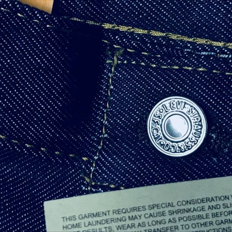 米国仕様 リーバイス Levi's 驚異の股下102cm W36 L40 501 オリジナル ボタンフライ インディゴ (JNS197)
